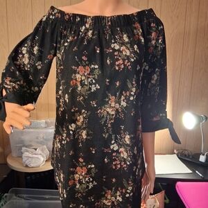 PerSeption Concept Elegant Black Floral Off Shouler Women's Top